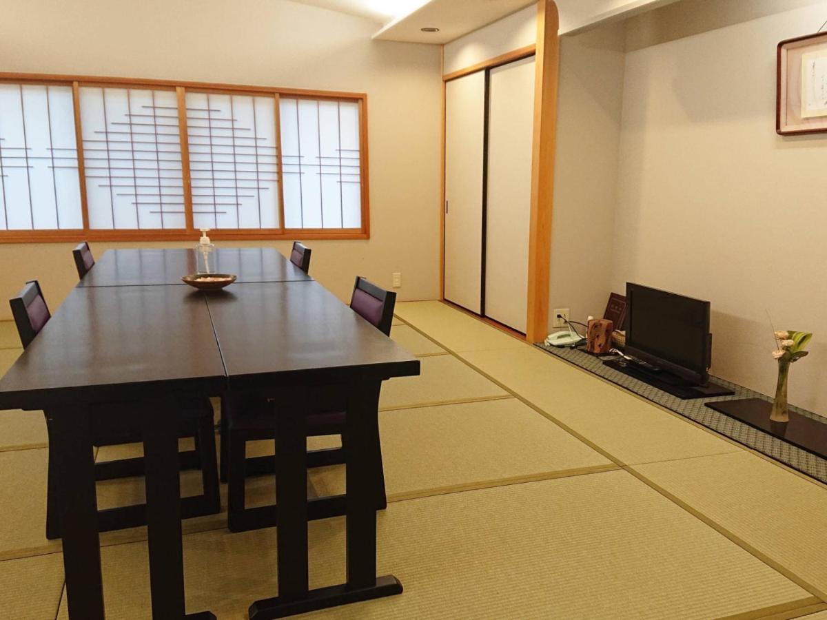 Kagetsu Ryokan مايزورو الغرفة الصورة